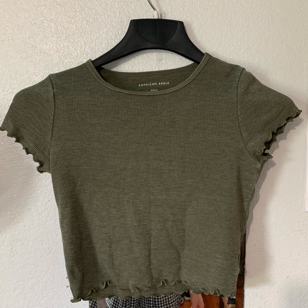 American eagle cropped green top
